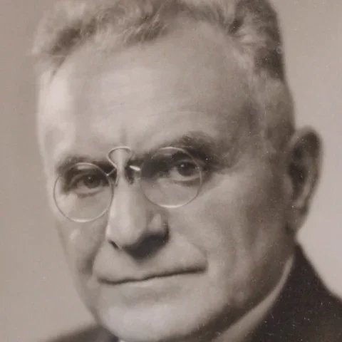 rabbi dr nathan stern
