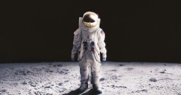 Astronaut_Article