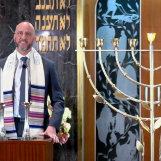 Shabbat Chanukah - Menorah Dedication