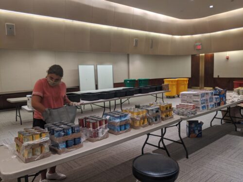 Backpack Buddies has continued its work throughout the pandemic! Even through the hard times, the volunteers of Backpack Buddies have continued to congregate and pack the backpacks full of food.